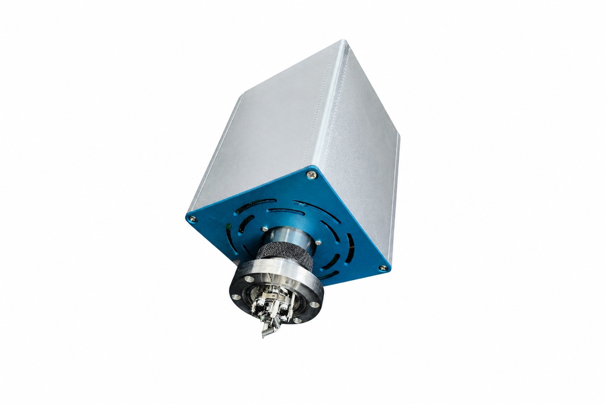 置中白底的翠微 CY-RGA P100 高壓製程型分析頭